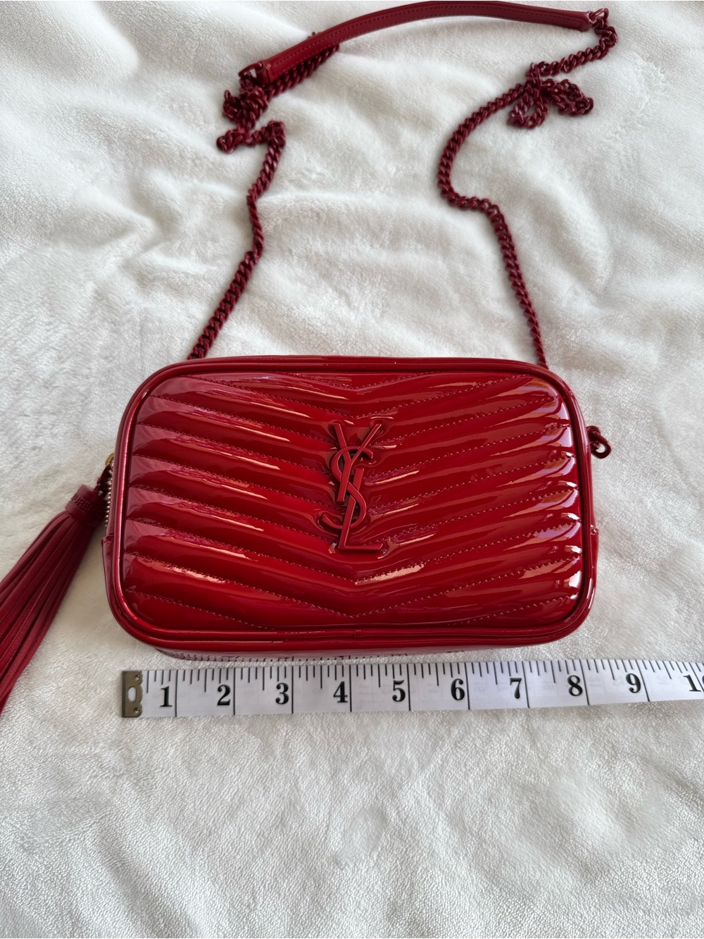 Yves Saint Laurent YSL Chevron Quilted Patent Lou Camera Bag - Picture 5 of 17
